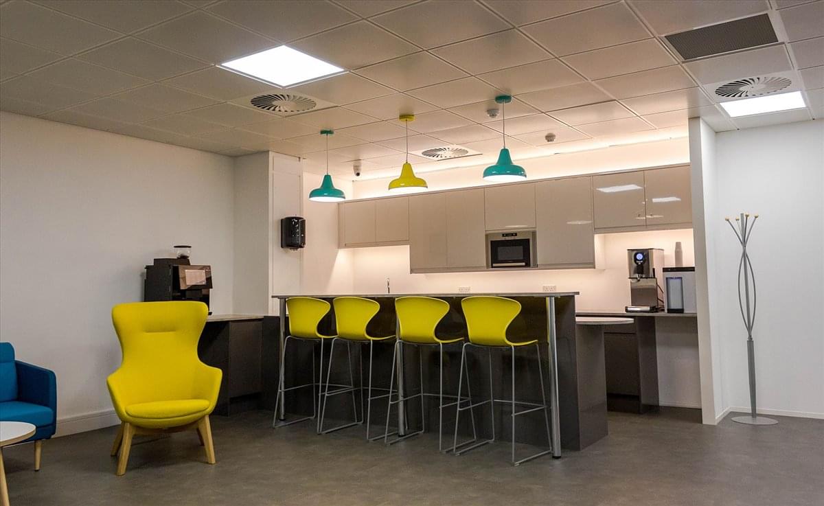 Photo of Office Space on 333 Edgware Road - Colindale