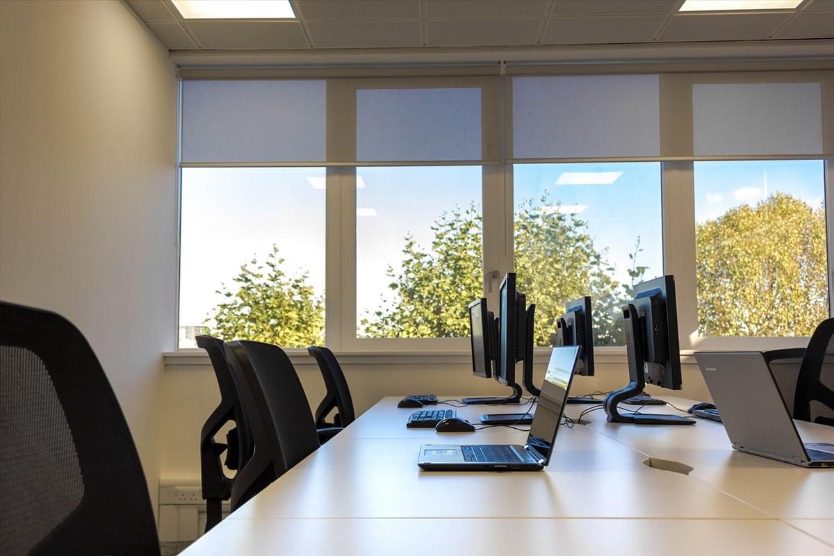 Photo of the office space available at 333 Edgware Road NW9 6TD