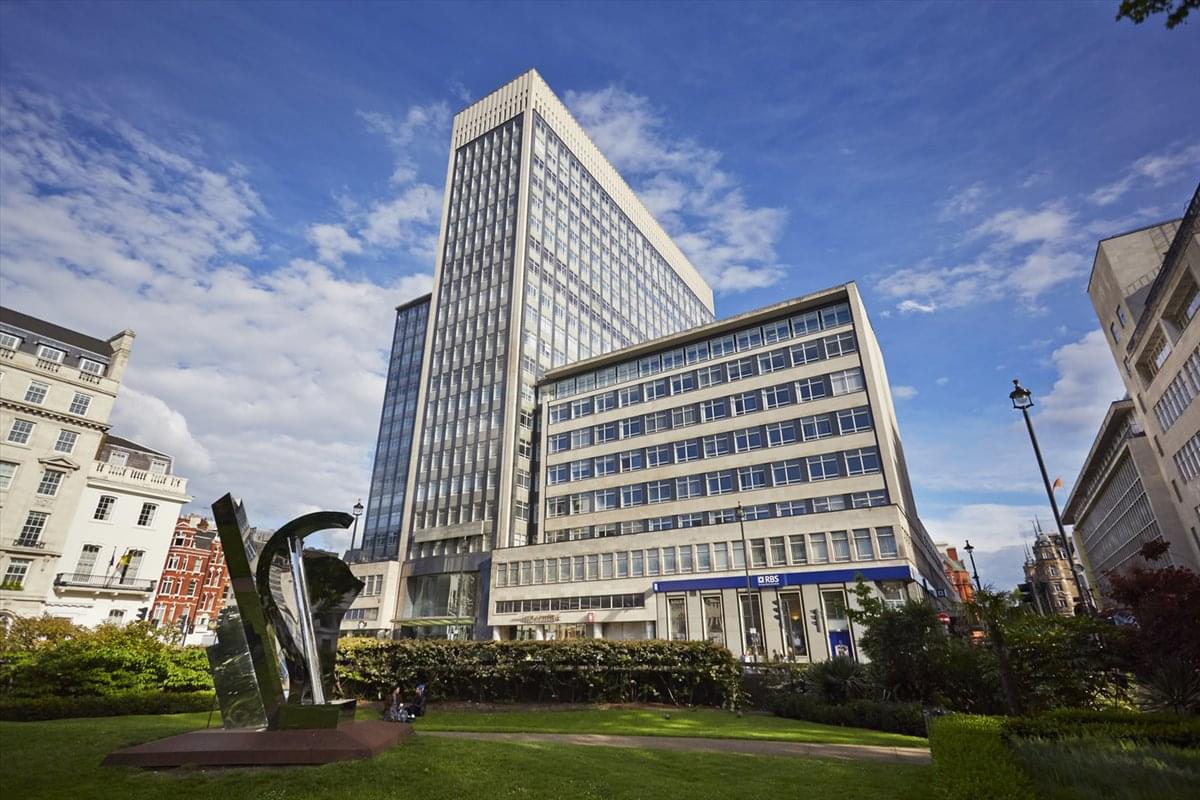 Image of the workspace at 33 Cavendish Square, Marylebone, 13th Fl W1G 0PW