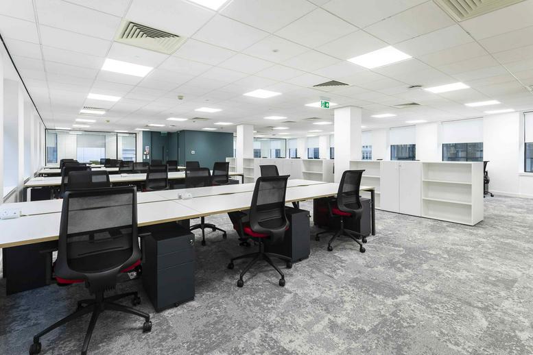 Photo of an office at 33 Creechurch Lane, City Of London EC3A 5EB