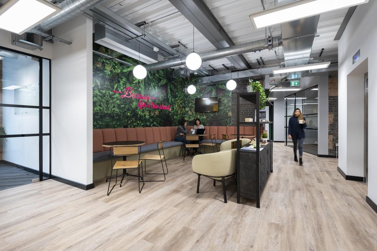 Photo of an office at 33 Foley Street, Fitzrovia W1W 7TL