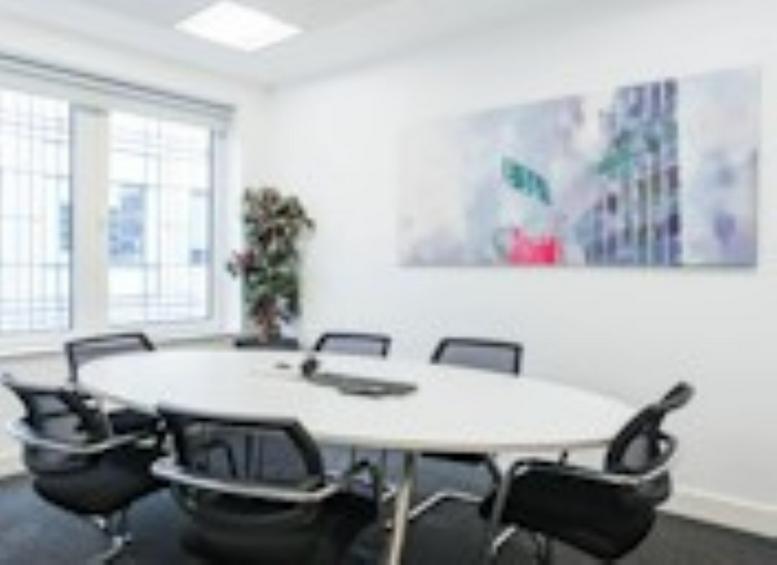 Photo of an office at 35-39 New Bridge Street, 2nd Floor EC4V 6BW