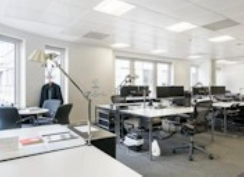 Photo of an office at 35-39 New Bridge Street, 2nd Floor EC4V 6BW