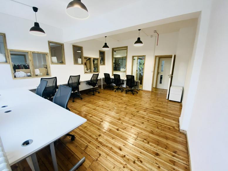Photo of an office at 35, Bow Road E3 2AD