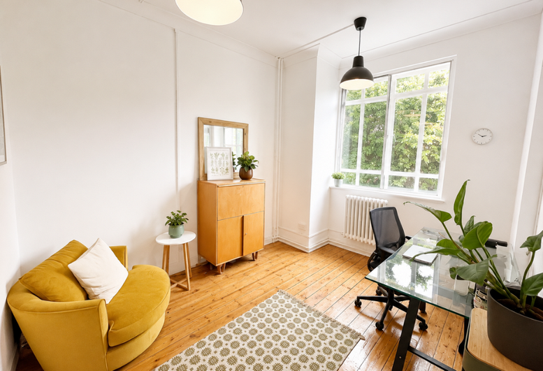 Photo of the workspace available at 35, Bow Road E3 2AD