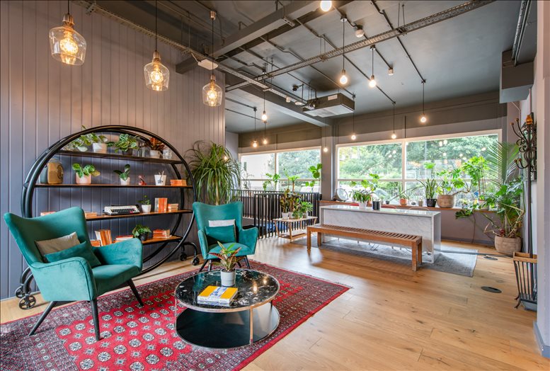 Image of the workspace at 35 Luke Street, Hackney EC2A 4LH