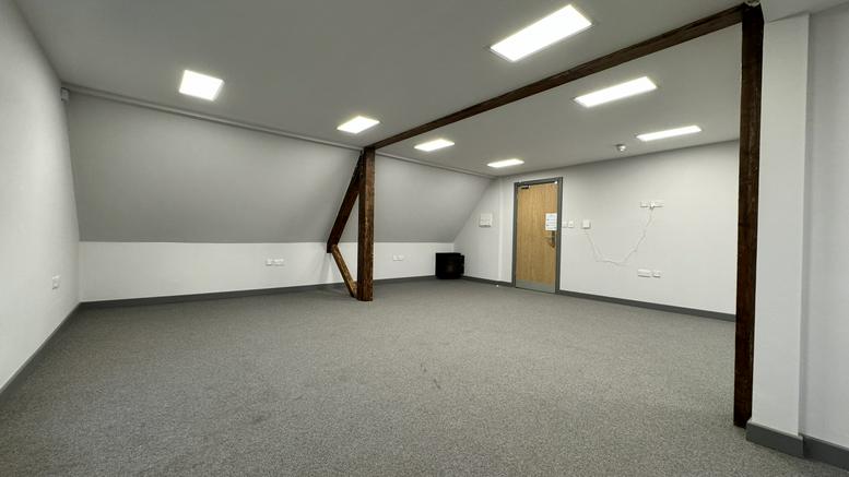 Photo of an office at 360, Brighton Road CR2 6AL