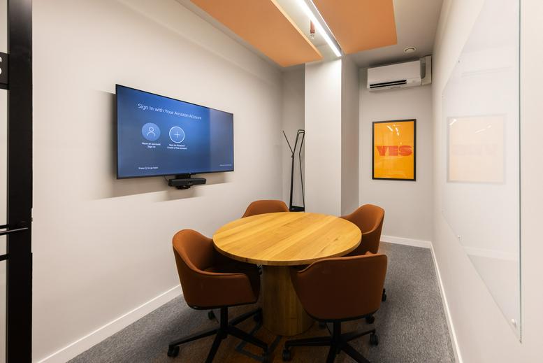 Photo of an office at 369, Mentmore Terrace E8 3RT