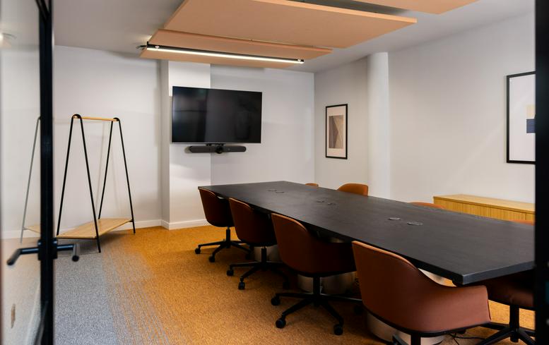 Photo of an office at 369, Mentmore Terrace E8 3RT
