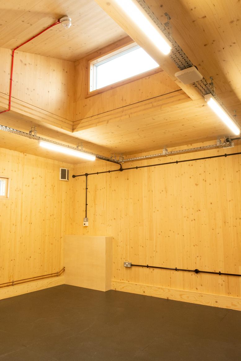 Image of an office at 384 Abbott Rd, Aberfeldy Village E14 0UX