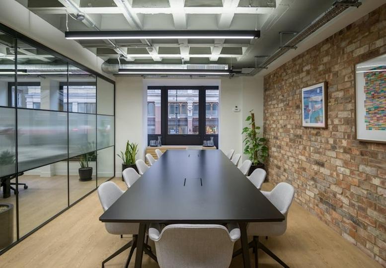 Image of the workspace at 390, Strand, Covent Garden WC2R 0LT