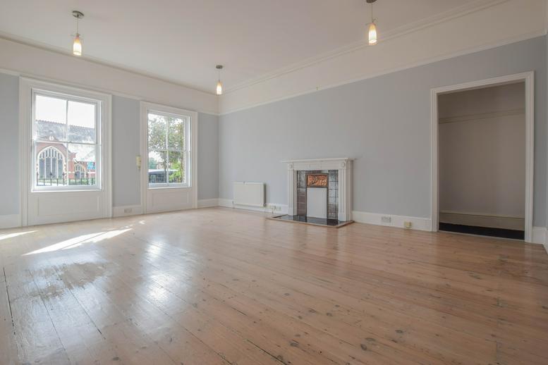 Image of the workspace at 3 Port Hill, Hertford SG141PJ