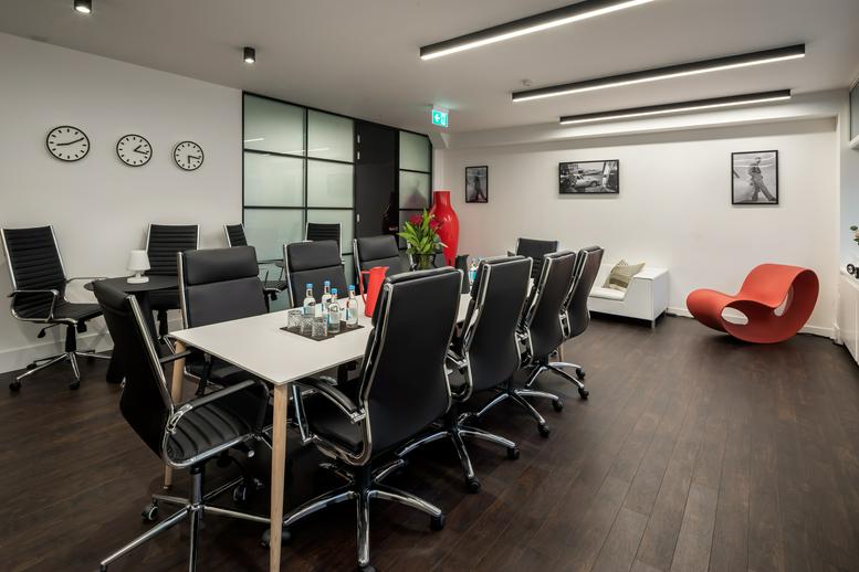 Photo of an office at 3rd Floor, 45 Albemarle Street W1S 4JL