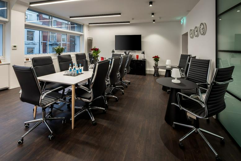 Photo of an office at 3rd Floor, 45 Albemarle Street W1S 4JL
