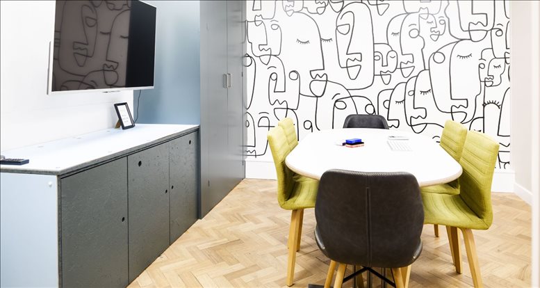 Facilities furnishings & layout of the office for rent at 3rd Floor, Steward House, 14 Commercial Way GU21 6ET