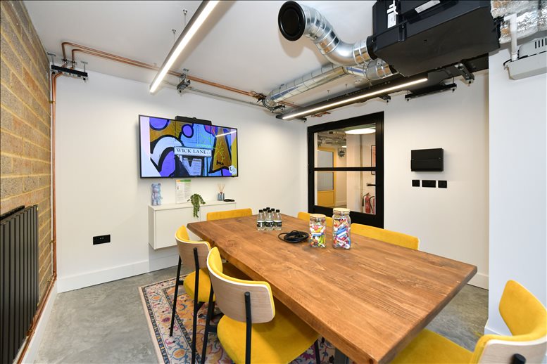 Photo of an office at 4-10 North Road N7 9EY