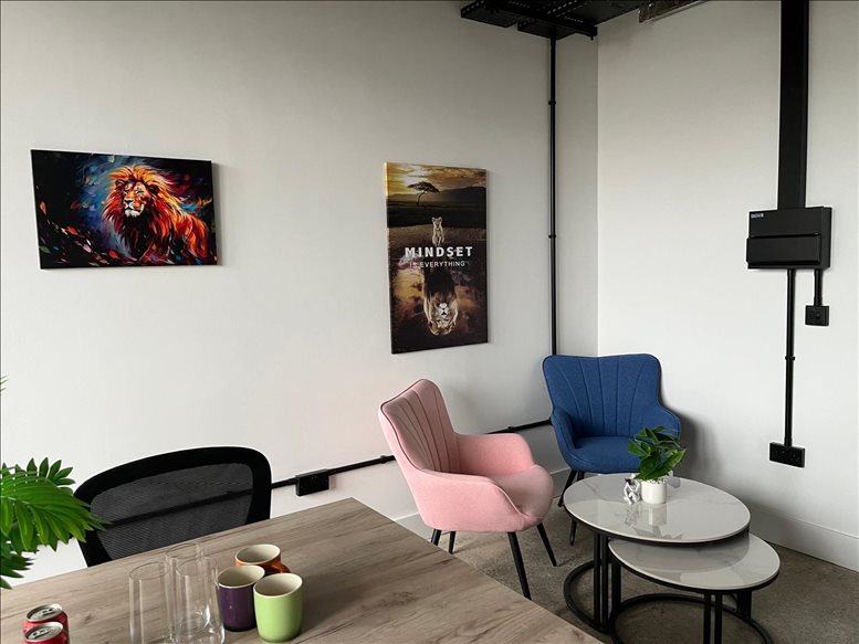 Image of the workspace at 4-10 North Road N7 9EY