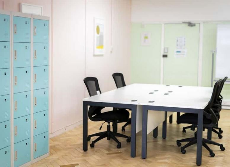 Photo of an office at 40 Bowling Green Lane EC1R 0NE