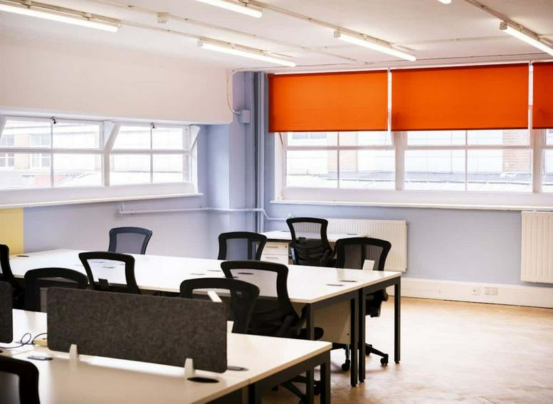 Photo of an office at 40 Bowling Green Lane EC1R 0NE