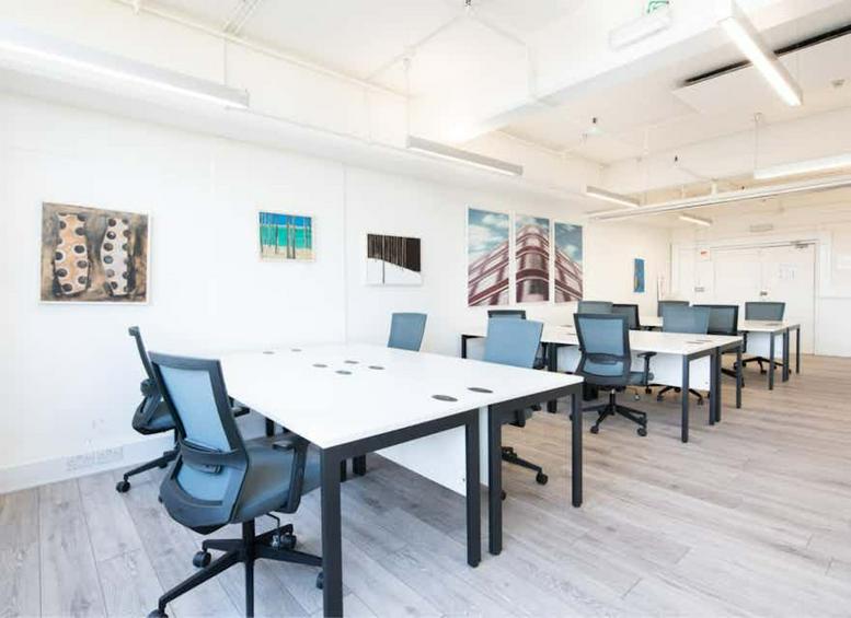 Image of the workspace at 40 Bowling Green Lane EC1R 0NE