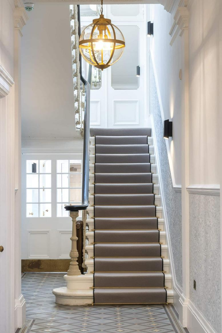 Photo of an office at 40 Grosvenor Gardens  SW1W 0EB