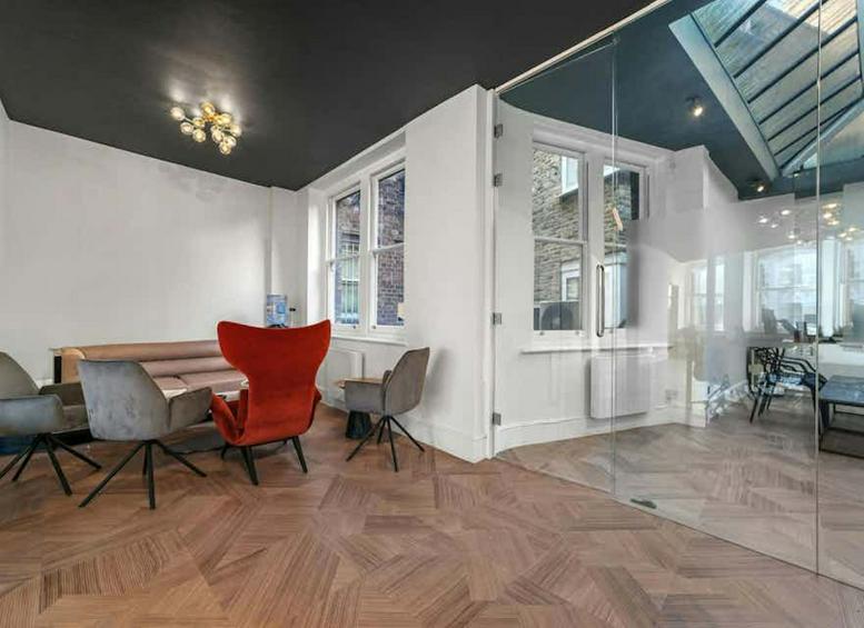 Photo of an office at 43-45 Saint John Street EC1M 4LX