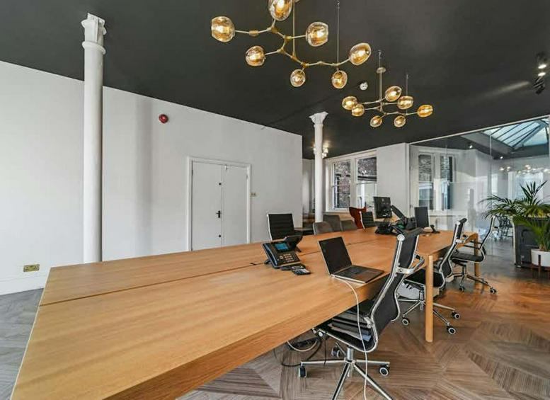 Photo of an office at 43-45 Saint John Street EC1M 4LX