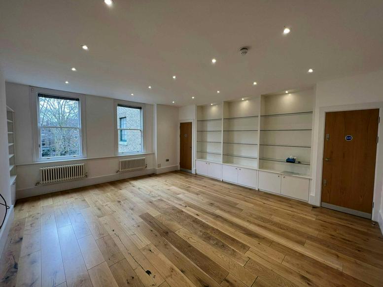 Photo of an office at 44, Clerkenwell Close EC1R 0AZ