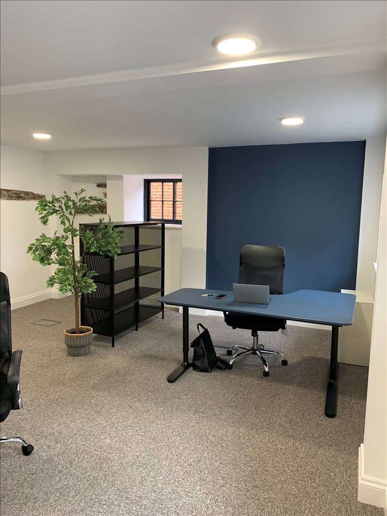 Photo of the workspace available at 45 Guildford Street KT16 9BA