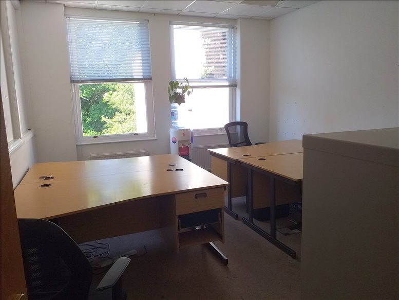 Photo of an office at 45 St Mary's Road W5 5RG