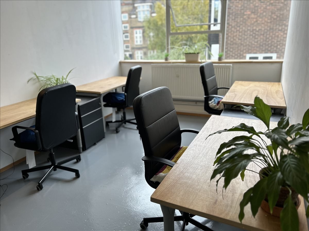 Photo of the office space available at 465A Hornsey Road, Islington N19 4DR