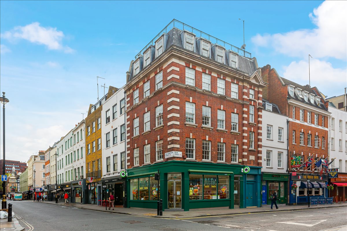 Photo of an office at 47 Dean Street, West End W1D 5BE