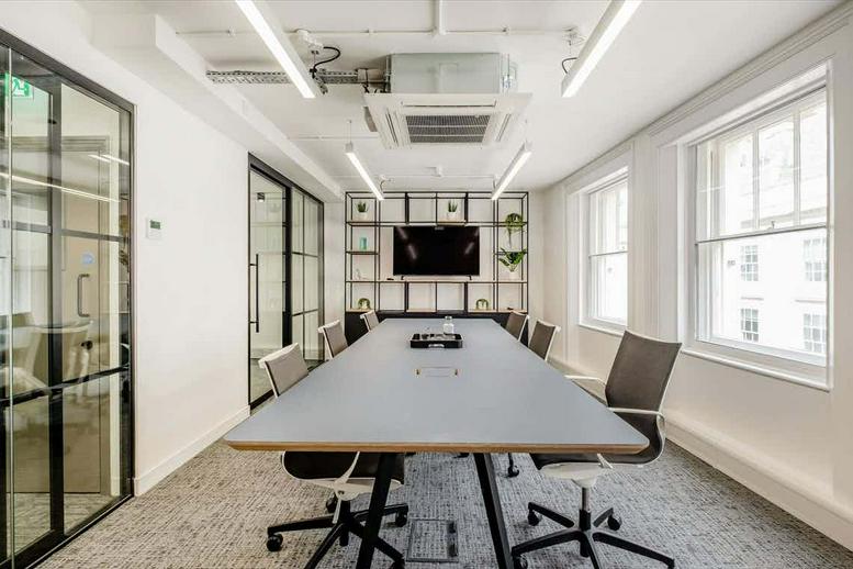 Photo of an office at 48 Gresham Street, City Of London EC2V 7AY