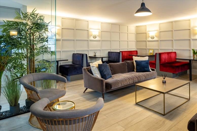 Photo of an office at 49 Grosvenor Street W1K 3HP