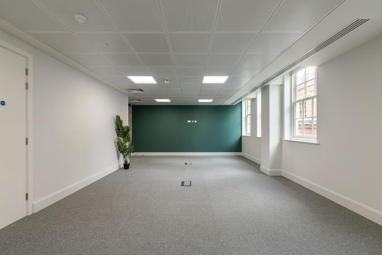 Image of the workspace at 4 Matthew Parker Street SW1H 9NP