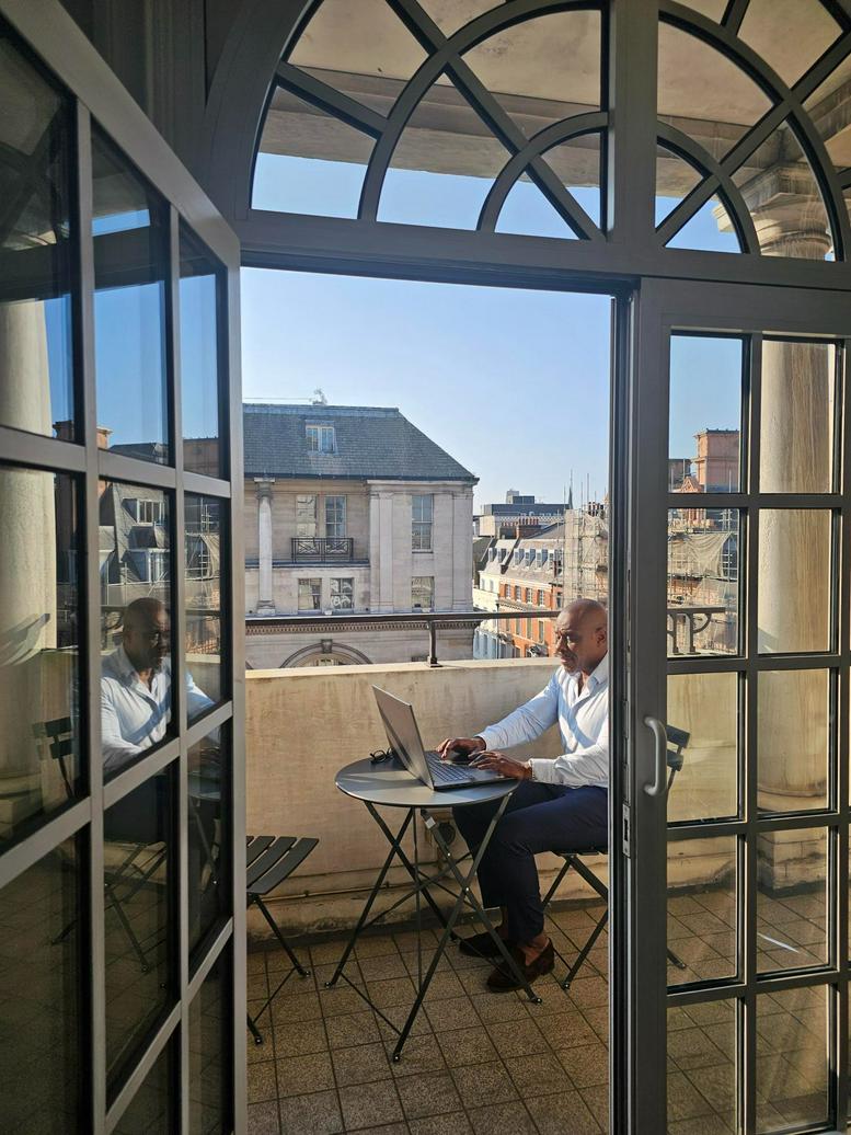 Photo of an office at 4th Floor, 49 St James's Street. SW1A 1AH