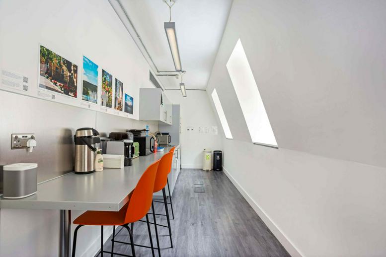 Photo of an office at 5-11, Worship Street EC2A 2BH