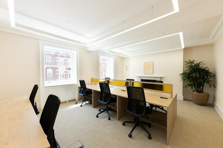 Photo of an office at 50, Queen Anne Street W1G 8HJ