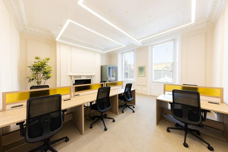 Photo of the workspace available at 50, Queen Anne Street W1G 8HJ