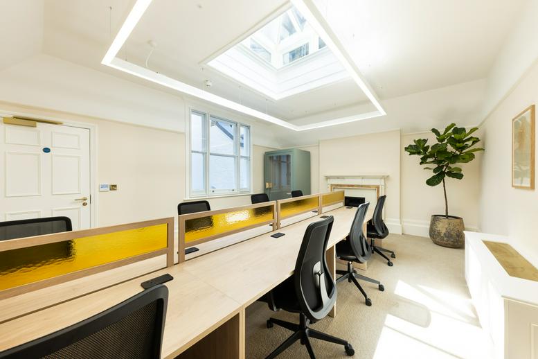Photo of an office at 50, Queen Anne Street W1G 8HJ