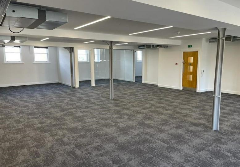 Photo of an office at 50, Southwark Street SE1 1UN