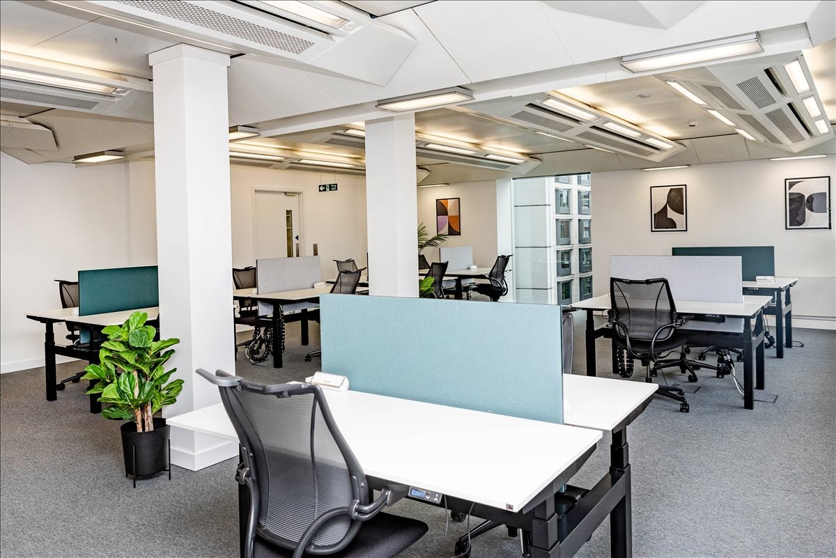 Image of the workspace at 55 Baker Street W1U 8EW