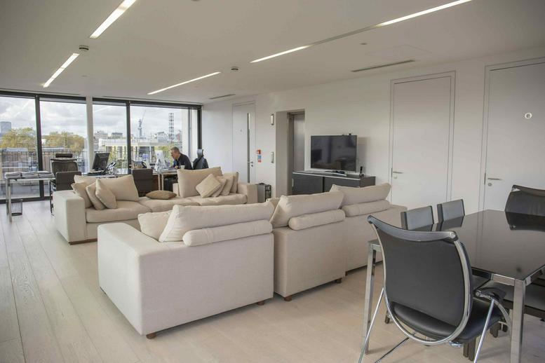 Photo of an office at 56-60 Saint Johns Street EC1M 4AN