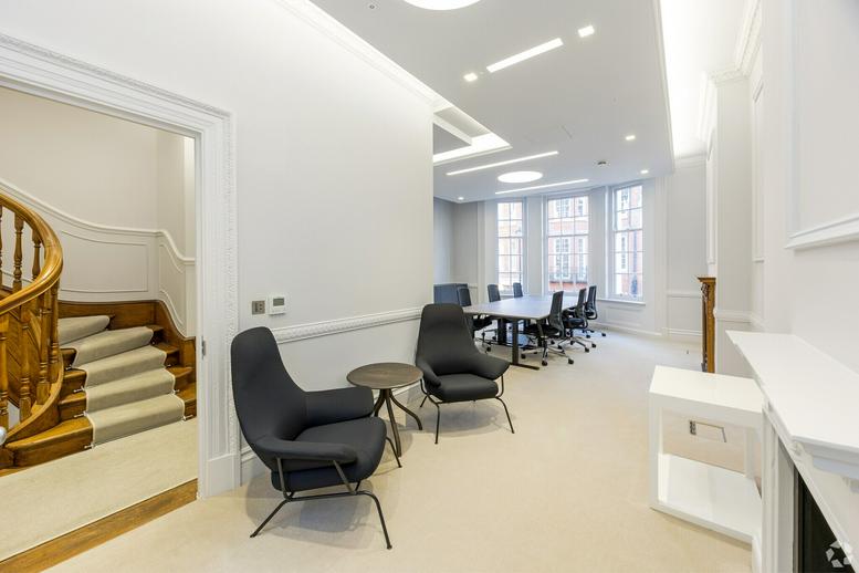 Image of an office at 56, Grosvenor Street W1K 3HZ