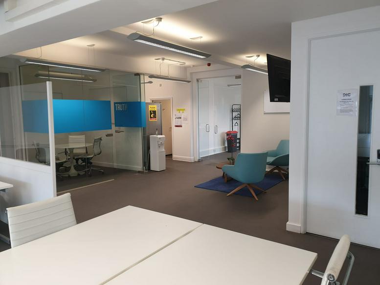 Photo of an office at 57-61, Charterhouse Street EC1M 6HA