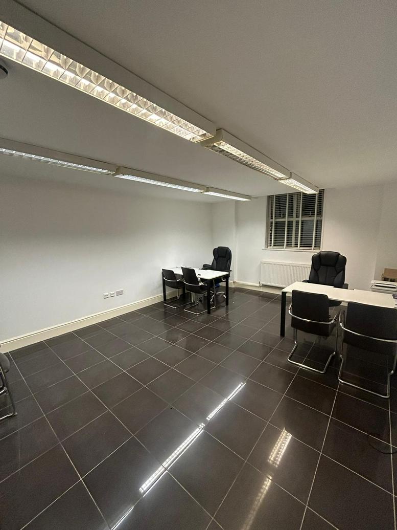 Image of the workspace at 58-60, Alexandra Road EN3 7EH