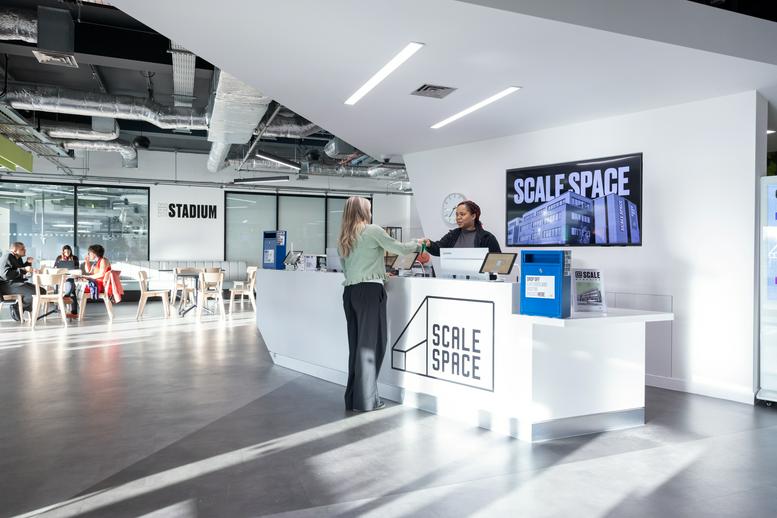 Image of the workspace at 58, Wood Lane W12 7RZ