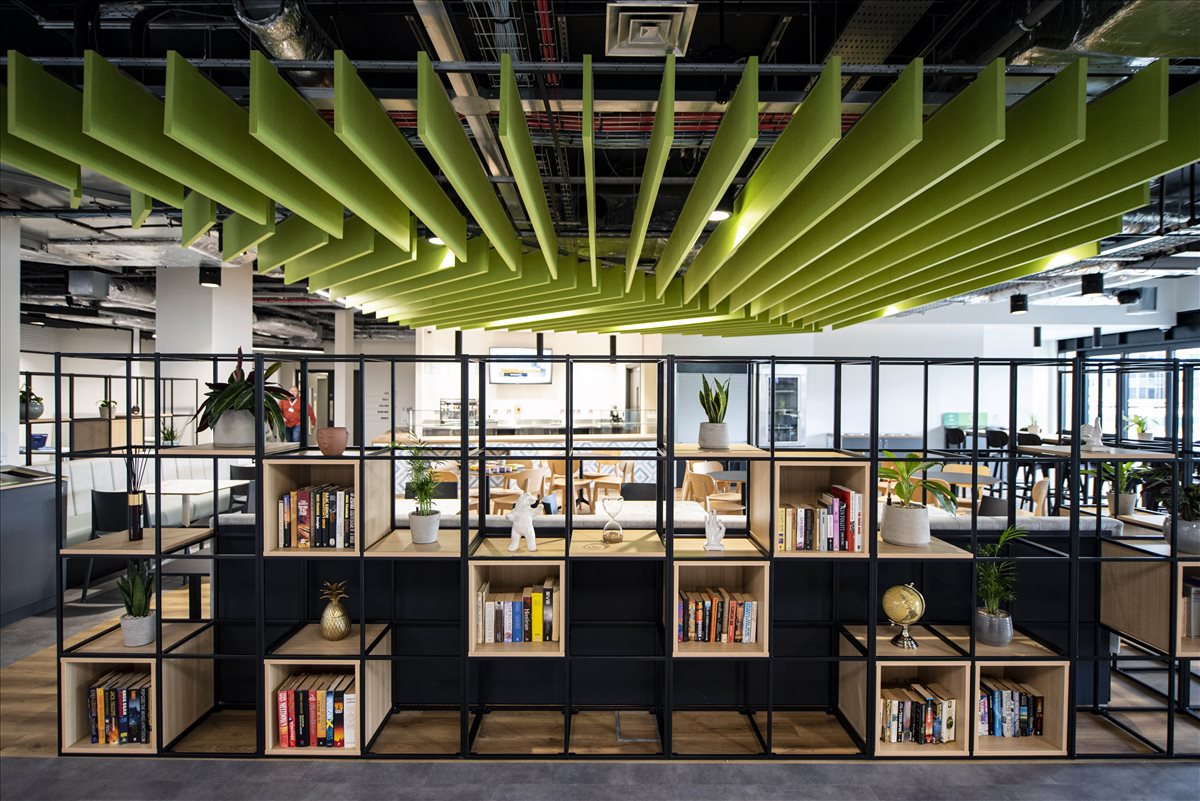 Photo of an office at 58 Wood Lane W12 7RZ