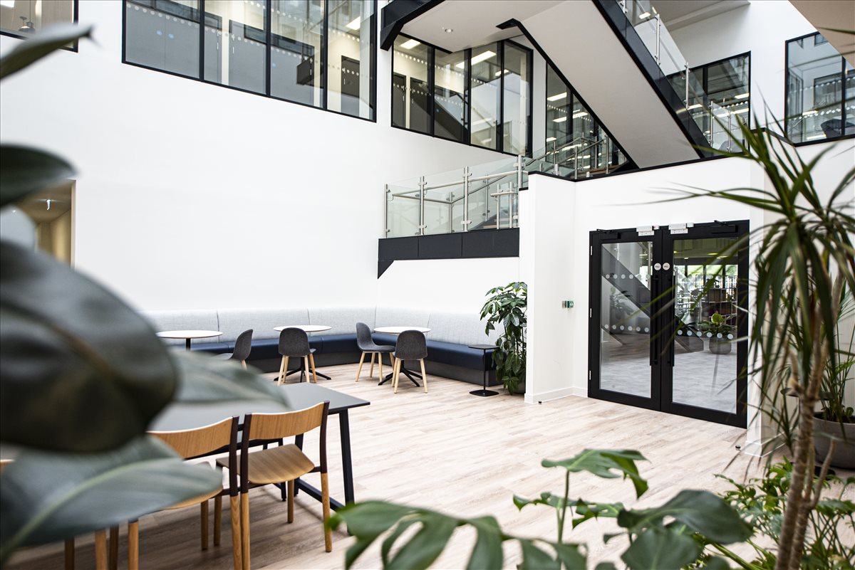 Photo of an office at 58 Wood Lane W12 7RZ