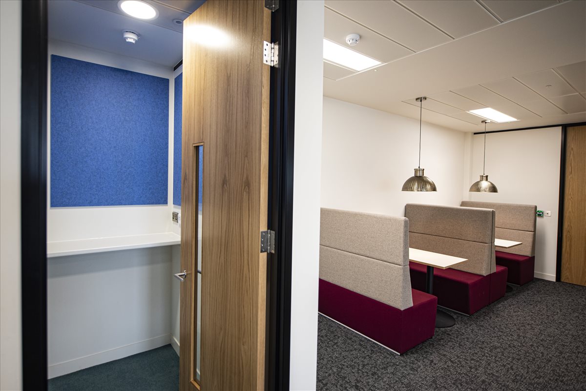Image of the workspace at 58 Wood Lane W12 7RZ